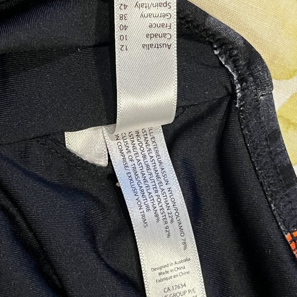 AZURA AUSTRALIA Bikini Top Size 10 Ruffles Laser Cutout Floral Very Cute - Picture 10 of 12